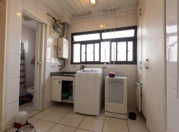 IMG_20260621_061421_000.jpeg · Versátil apartamento para venda em Cambuci com 3 quartos, sendo 3 suítes, 165m² - remaxares#DD4DC