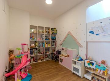 IMG_20260606_105113_000.jpeg · Confortável casa em condomínio para venda com 4 quartos, sendo 2 suítes, 202m² - remaxares#H18EK
