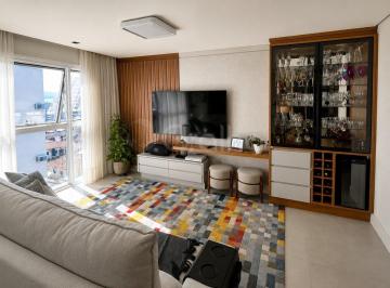 Apartamento · 134m² · 3 Quartos · 3 Vagas · Apartamento mobiliado com 134m², 3 dormitórios, 2 suítes e 3 vagas em Barreiros