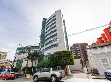 Comercial · 42m² · Sala comercial no melhor do Batel, em frente ao Castelo do Batel