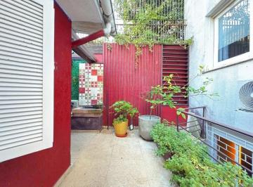 Apartamento · 117m² · 2 Quartos · 1 Vaga · Garden Exclusivo com 117m², Suíte e Espaço Gourmet no Bairro Petrópolis