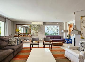 00dc8736-9210-4a5e-b7da-2343894288e3 · Funcional casa em condomínio para venda em Alphaville com 4 quartos, sendo 3 suítes, 385m²
