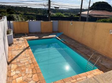 Foto 01 · CASA TÉRREA COM 4 QUARTOS (2 SUITES), COM 215M¹ AC E 1.200M² AT MUITO BEM LOCALIZADA