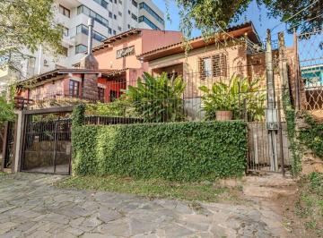 Casa · 86m² · 2 Quartos · 1 Vaga · Casa no Jardim Botânico de 2 dormitórios 1 vaga e amplo terreno