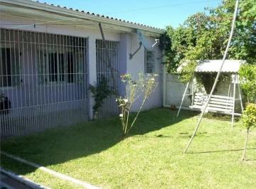 Casa de 3 quartos, Porto Alegre · Casa a venda no bairro Ponta Grossa com 3 quartos / 1 suite / 2 banheiros / 2 vagas