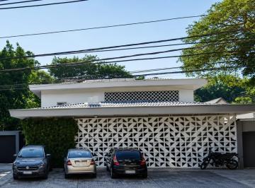 Comercial · 600m² · 5 Vagas · Loja na Rua Groenlândia, N. 808 • 600 m²