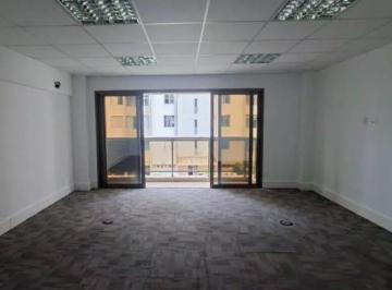 Comercial · 70m² · 2 Vagas · Sala comercial na Rua Afonso de Freitas, N. 377 - Conjunto 305 • 70 m²