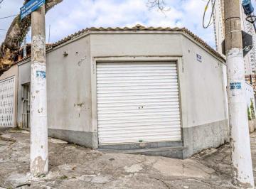Comercial · 60m² · 2 Quartos · Loja na Rua Frei Mont'Alverne, N. 242 • 60 m²