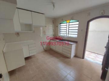 Casa de 3 quartos, São Paulo · Casa com 3 quartos sendo 1 suite, edícula , 2 vagas , armários planejados, sala de jantar FL55