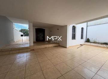 Casa · 240m² · 4 Quartos · 3 Vagas · Casa à venda e para alugar no bairro Castelinho em Piracicaba