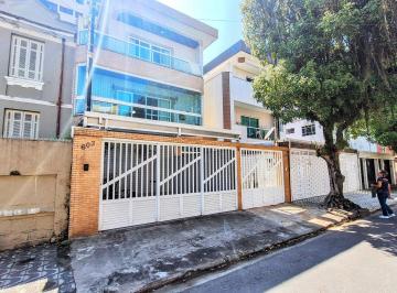 Casa · 235m² · 5 Quartos · 2 Vagas · Ampla Sobreposta Duplex na Aparecida com 4 suítes, 2 vagas, varandas, churrasqueira e energia solar 