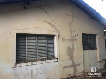Casa · 165m² · 3 Quartos · Casa residencial à venda em Limeira (Jardim Brasil) – 3 quartos, 3 salas e quintal