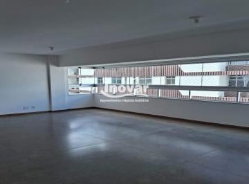 Apartamento · 97m² · 3 Quartos · 3 Vagas · Excelente apartamento 01 por andar, aprox 97m2 com 3 quartos, 1 suite, 3 vagas, port 24 hs, lazer co