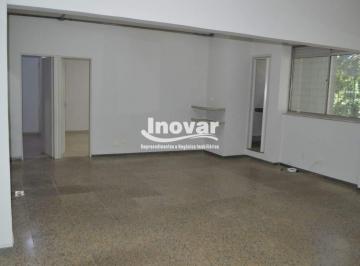 Comercial · 110m² · Conjunto de Salas comerciais com 110m² na melhor localização da Área Hospitalar 