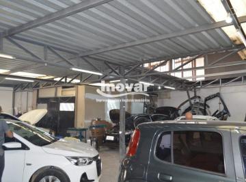 Comercial · 246m² · 10 Vagas · Galp!ao com 246m² em excelente localização proximo a Avenida Raja Gabaglia.