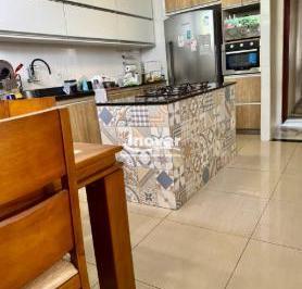 Casa · 101m² · 4 Quartos · 2 Vagas · Casa no bairro Salgado Filho com 4 quartos sendo 1 suíte com closet.