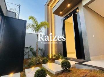 Casa · 162m² · 3 Quartos · 2 Vagas · Casa nova com 3 quartos sendo 1 suite master e piscina no Grand Ville