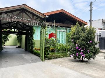 Casa · 170m² · 3 Quartos · 3 Vagas · Casa com 170m² 3 quartos, à venda, no bairro Novo Mundo em Curitiba