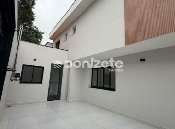 Casa · 155m² · 3 Quartos · 3 Vagas · Sobrado à venda no Bairro Campestre em Santo André