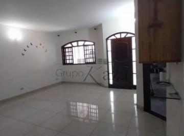Casa · 300m² · 3 Quartos · 3 Vagas · Oportunidade - Casa Térrea - Jardim Flórida - Jacareí - 3 Dormitórios - 300m².