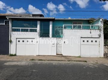 a9a00ba4-7f2a-4733-bb11-a54082a15976.webp · Casa à Venda, Carlos Prates, Belo Horizonte