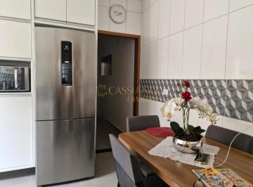 Casa · 101m² · 2 Quartos · 2 Vagas · Casa à venda de 101m² | 02 dormitórios, sendo 01 suíte e 02 vagas de garagem | Bosque dos Ipês | São