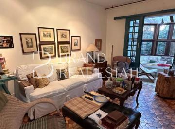 Casa · 186m² · 3 Quartos · 2 Vagas · Casa à Venda em Santo Amaro com 186m², 3 quartos e 2 vagas!