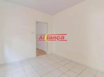 Casa · 45m² · 1 Quarto · Casa não individual 45m², com 1 quarto para locação em  Vila Milton - Guarulhos -R$ 1.400,00