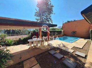 Casa · 300m² · 4 Quartos · 4 Vagas · Casa no Pacaembu com vista para o vale e piscina
