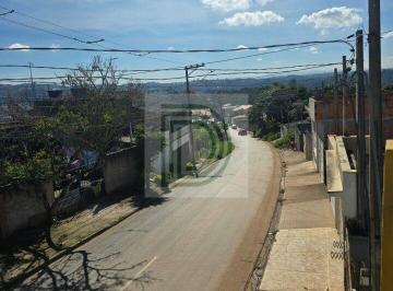 Casa · 180m² · 3 Quartos · 2 Vagas · Sobrado impecável - 3 dormitórios, suíte, jacuzzi e área gourmet