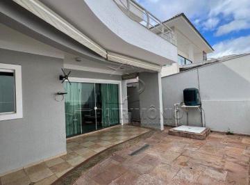 Casa · 360m² · 4 Quartos · Casa Assobradada com 3 quartos- Aldeia da Mata