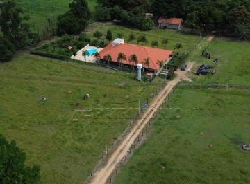 Rural · 561m² · 3 Quartos · CASA SÍTIO - 3 DORMITÓRIOS SENDO 1 SUÍTE - PORTO FELIZ