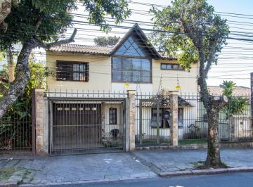 Casa · 357m² · 3 Quartos · 4 Vagas · Casa com 3 quartos e 357m² à venda em Tristeza, Porto Alegre.