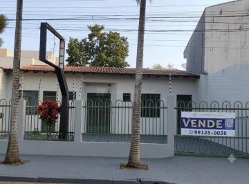 Comercial · 327m² · Comercial Casa Comercial em Maringá