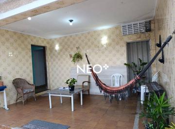 925f6f559f4dcb2a948850a79e6f6c0b9542bcf3 · Casa térrea à venda próximo ao Jardim Botânico em Santos – conforto, espaço e excelente localização