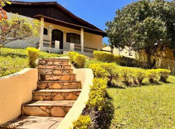 Casa · 268m² · 3 Quartos · 4 Vagas · Casa de Condomínio para venda em Granja Viana de 268.00m² com 3 Quartos, 3 Suites e 4 Garagens