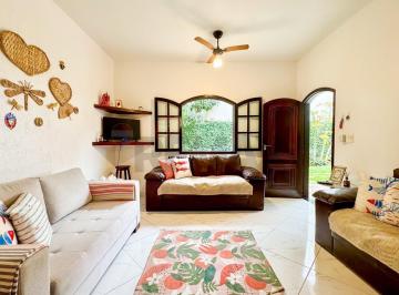 Casa · 128m² · 3 Quartos · 1 Vaga · Oportunidade em Geribá: casa com 3 quartos, suíte e vaga de garagem