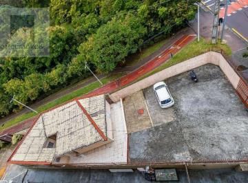 f0127ae2e81a9d6a5b485a1b3966c5cc5d3f0241 · Casa comercial com estacionamento no Centro Civico