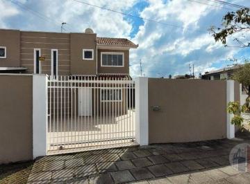 f6d958553dc39f006003c60481bd4cede0afe588 · Sobrado com 3 dormitórios para alugar, 104 m² por R$ 4.000/mês - Uberaba - Curitiba/PR