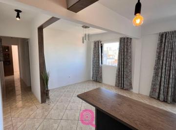 Apartamento · 93m² · 2 Quartos · 1 Vaga · Apartamento semi mobiliado em Oficinas - Tubarão/SC