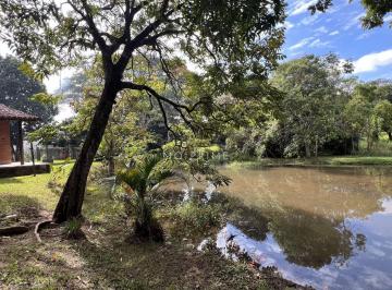 Rural · 3240m² · 1 Quarto · 20 Vagas · Sítio á venda Condominio Ipê Amarelo plano com riacho no fundo