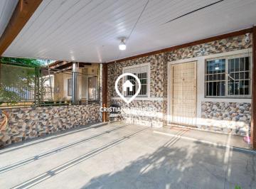 Casa · 2 Quartos · 1 Vaga · Casa com 2 dormitórios à venda no bairro Jardim Betânia - Cachoeirinha/RS