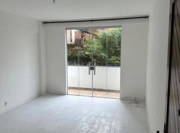 Apartamento · 140m² · 3 Quartos · 1 Vaga · Apartamento em Brotas | 3/4, Sendo 1 Suíte | Com 140m² | Dependência Completa | Com varanda | Boa vi