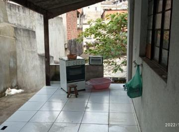 Casa · 250m² · 1 Quarto · 2 Vagas · Casa para venda em Vila Araguaia de 250.00m² com 1 Quarto e 2 Garagens