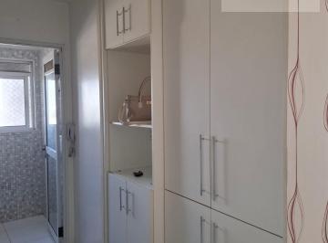 Apartamento · 63m² · 3 Quartos · 1 Vaga · Apartamento para venda em Centro de 63.00m² com 3 Quartos, 1 Suite e 1 Garagem