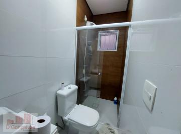 Casa · 250m² · 3 Quartos · 4 Vagas · Sobrado para venda em Centro de 250.00m² com 3 Quartos, 3 Suites e 4 Garagens