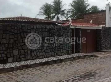 Casa · 120m² · 4 Quartos · 3 Vagas · Excelente casa lado da sombra rua tranquila em Felipe Camarao Natal / RN