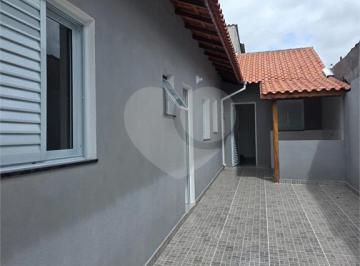 Imagem Principal · Casa à venda com 3 quartos, sendo 1 suíte,  em Brás Cubas, Mogi das Cruzes