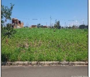 Terreno · 300m² · Terreno para venda em Loteamento Residencial Ypê de 300.00m²
