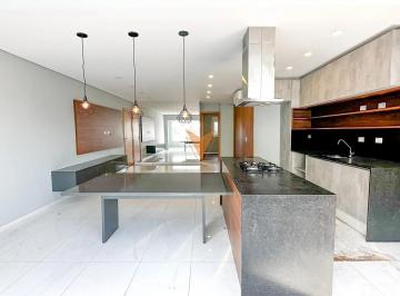 Apartamento de 3 quartos, Cotia · Apartamento para venda em Granja Viana de 107.00m² com 3 Quartos, 2 Suites e 2 Garagens